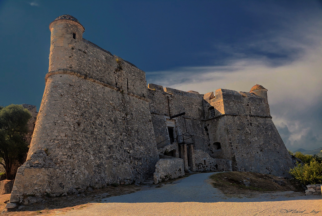 По икиндия край Fort du mont Alban, 1560 г.