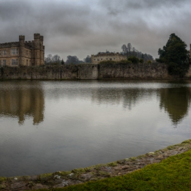 Leeds Castle - тук, най-добра бистрота се постига при цял екран - 2 пъти кликване върху снимката