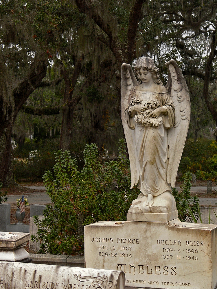 Bonaventure cemetary