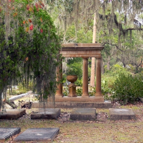 Bonaventure cemetary