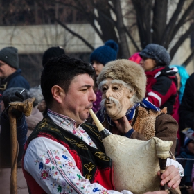 Кукерски фестивал в Перник .