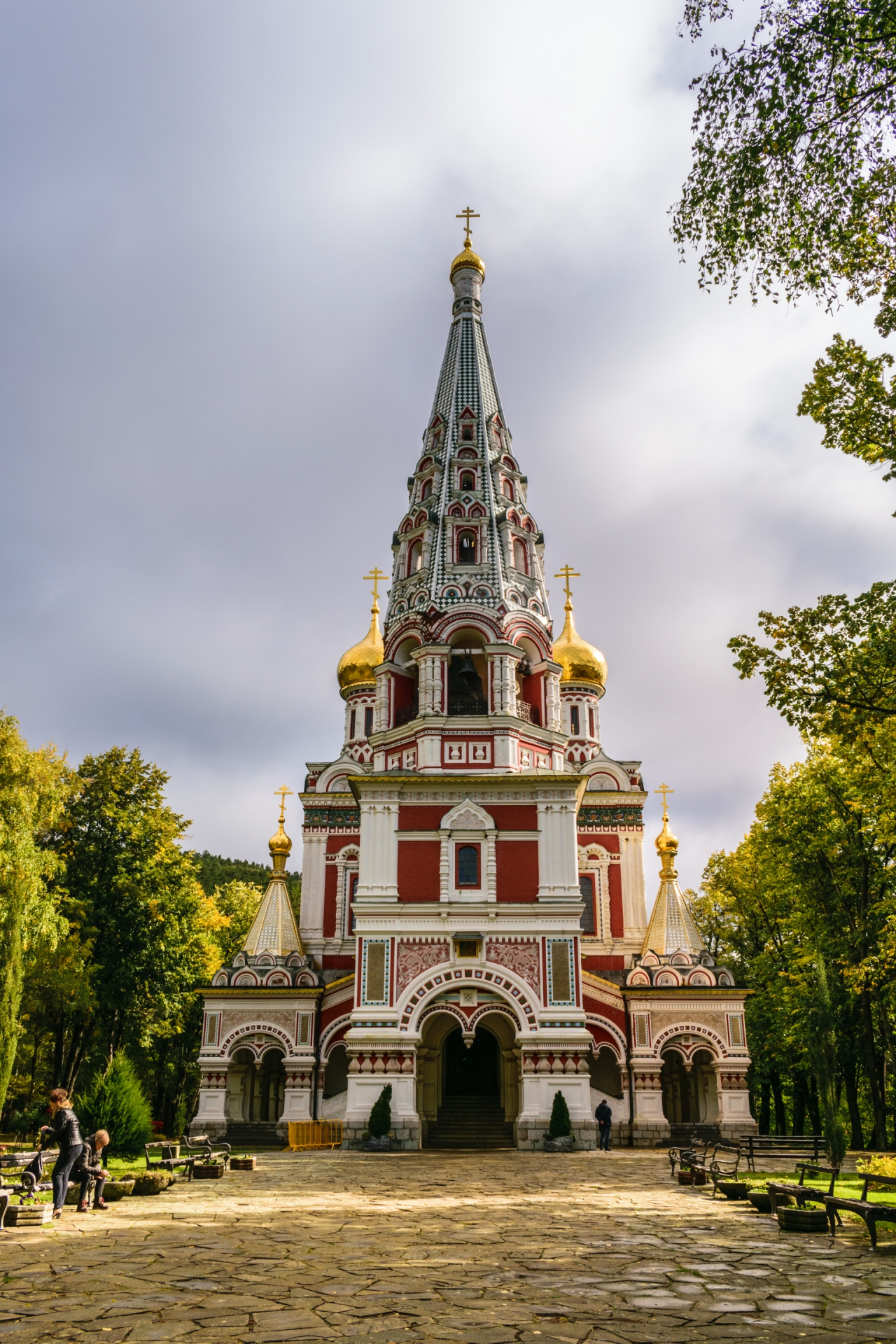 Храм-паметник Рождество Христово, Шипченски манастир