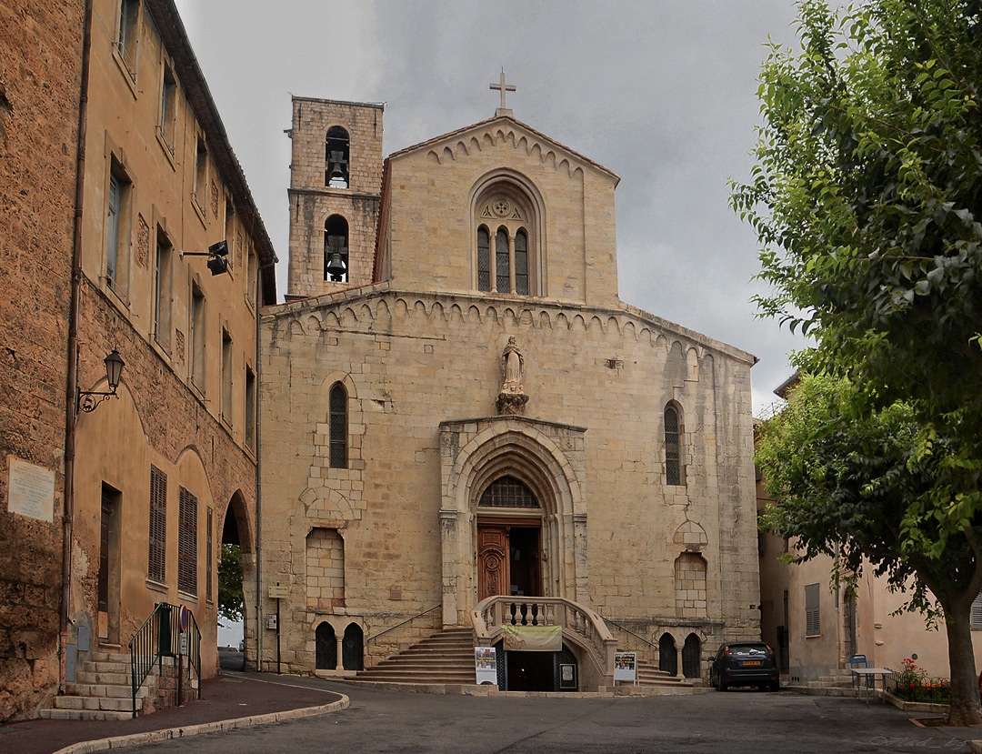 Катедрала Notre-Dame du Puy, XIII век, Grasse