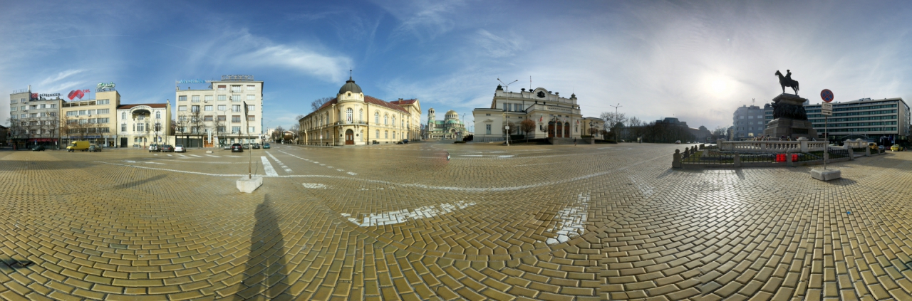 Храм Александър Невски