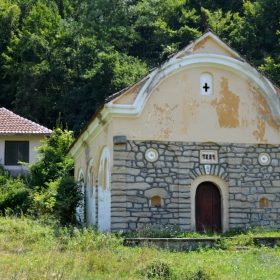Църква в Горна Глоговица