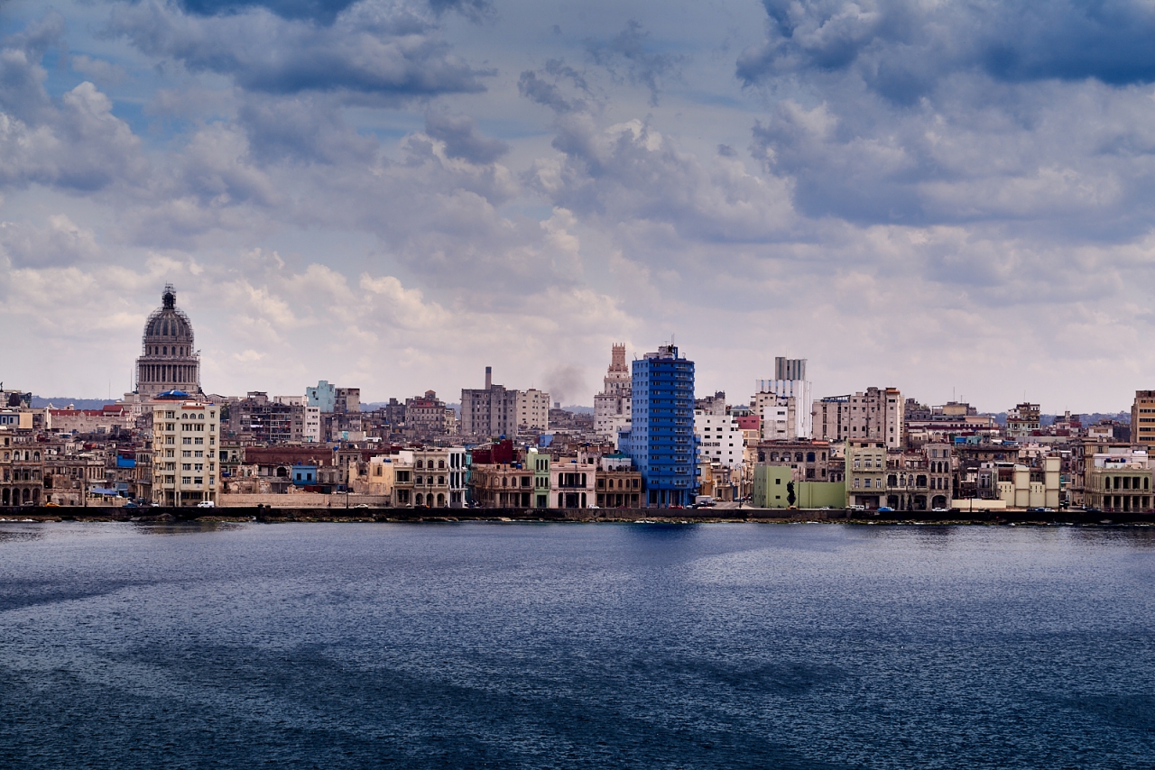 Havana sea side view