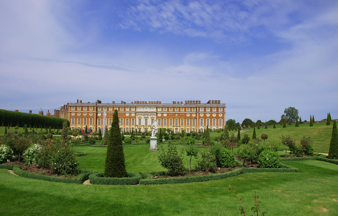 Двореца на Хенри VIII Hampton Court Palace