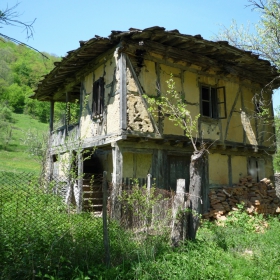 Старата къща