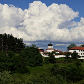 Клисурски манастир Света Петка Параскева