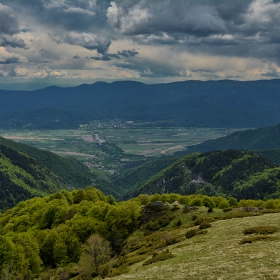 Високо над Кърнаре