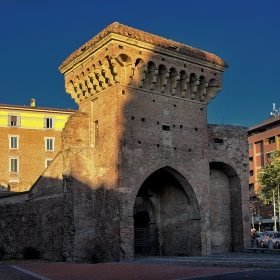 Porta San Donato, XIII в