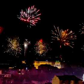 Честита 2018г.,да сте здрави и щастливи и много късмет!