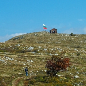 Към в. Петровски кръст