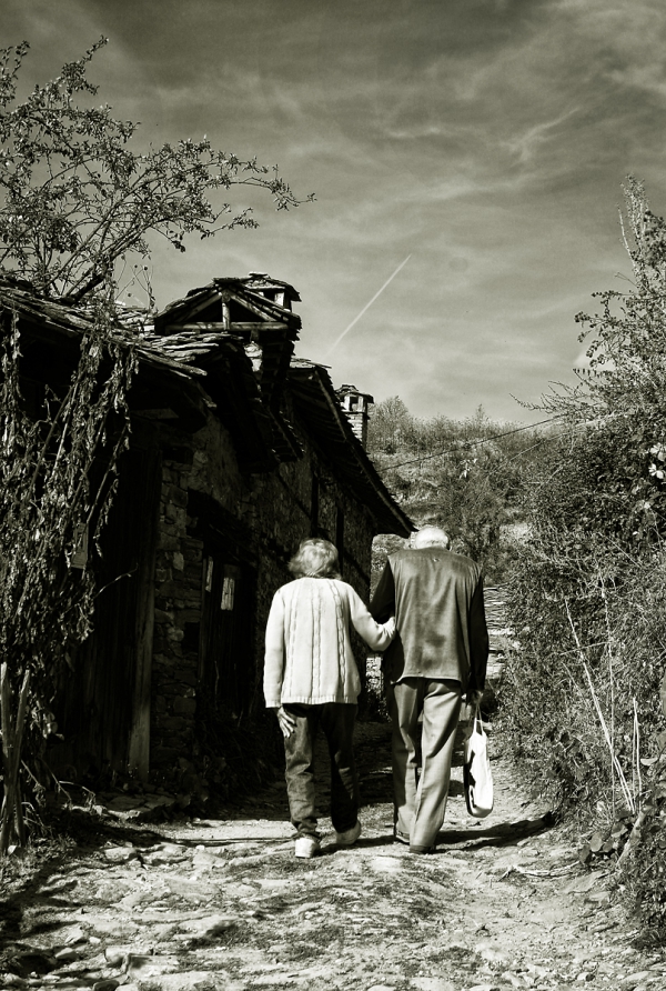 Vrvyat Li Dvama Po Dlg Pt Na Ludmila7 Photoplace Bg