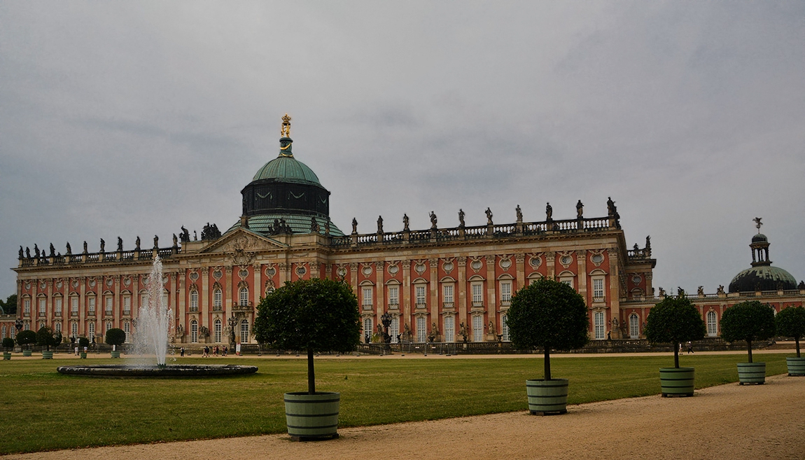 Neues Palais, 1769 г. - последния голям пруски бароков дворец