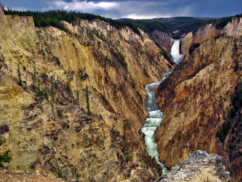 The Grand Canyon of Yellowstone river