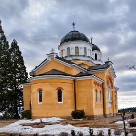 Манастирската църква