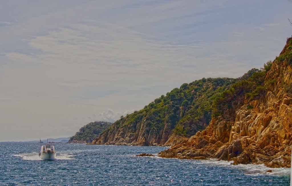 Край брега на Costa Brava