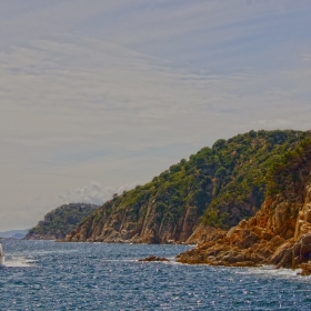 Край брега на Costa Brava