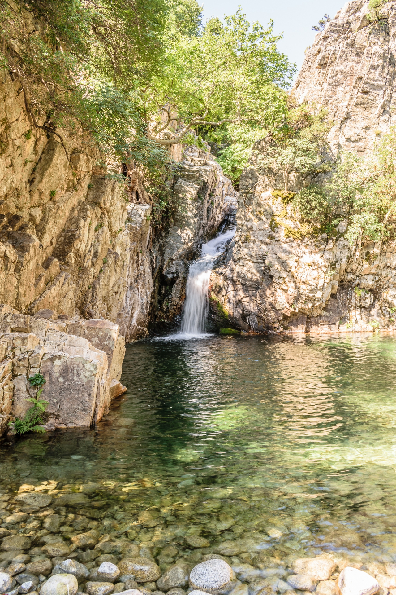 Водопад на река Фониас