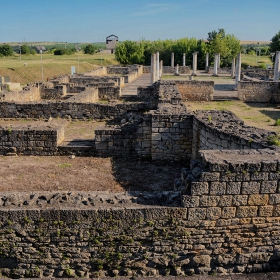 Abritus, руините на сградата с перистилния двор, VI век