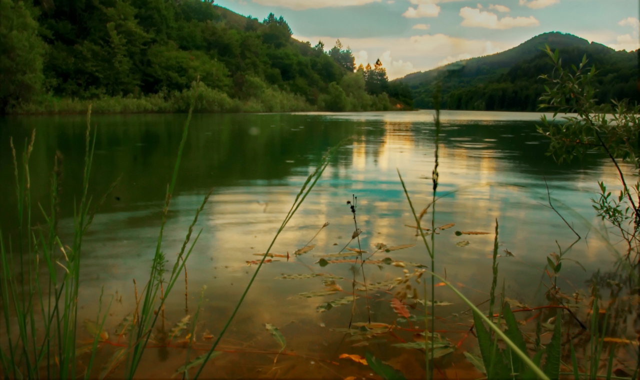 Там където небето и водата се сливат ..