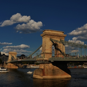 Szechenyi Chain Bridge