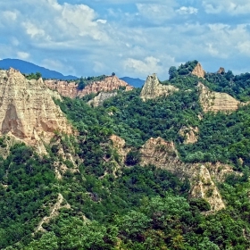 Скални образувания край Мелник