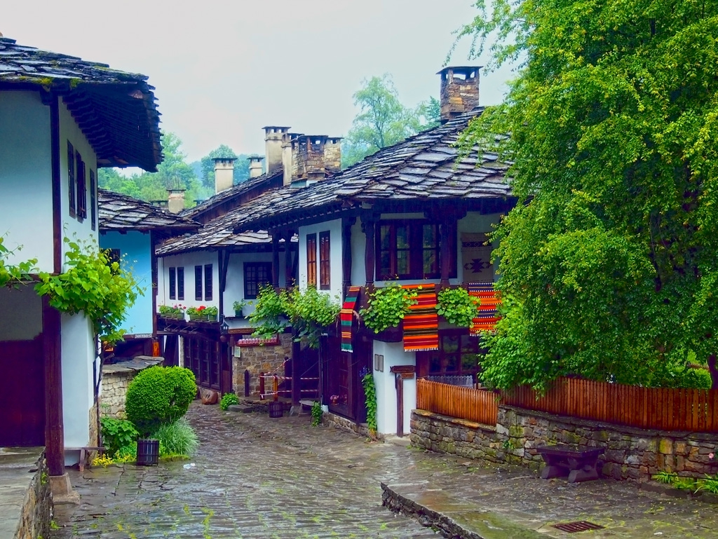 Етъра в дъждовно време