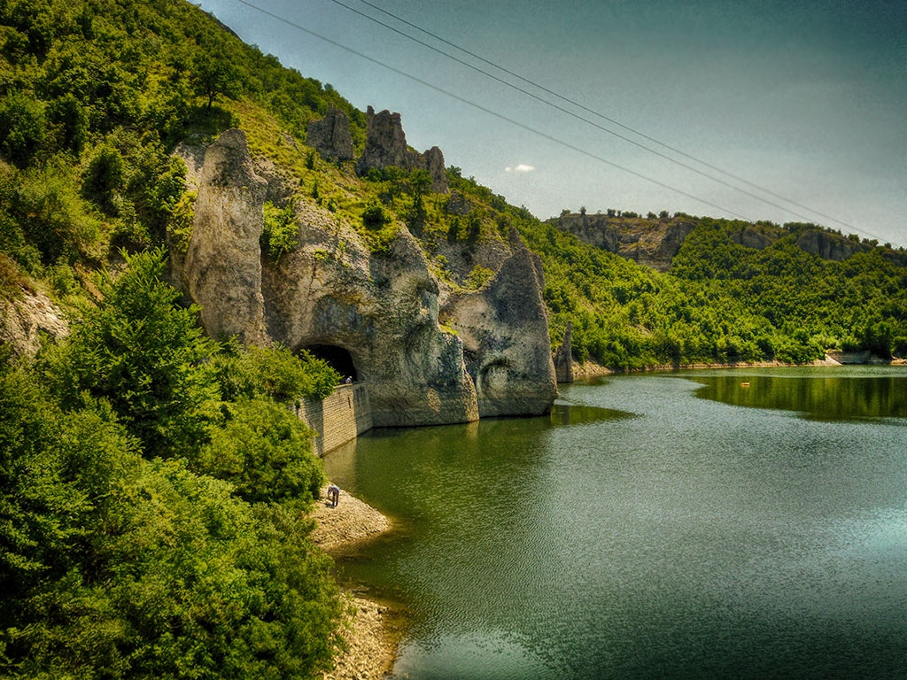 Чудните скали