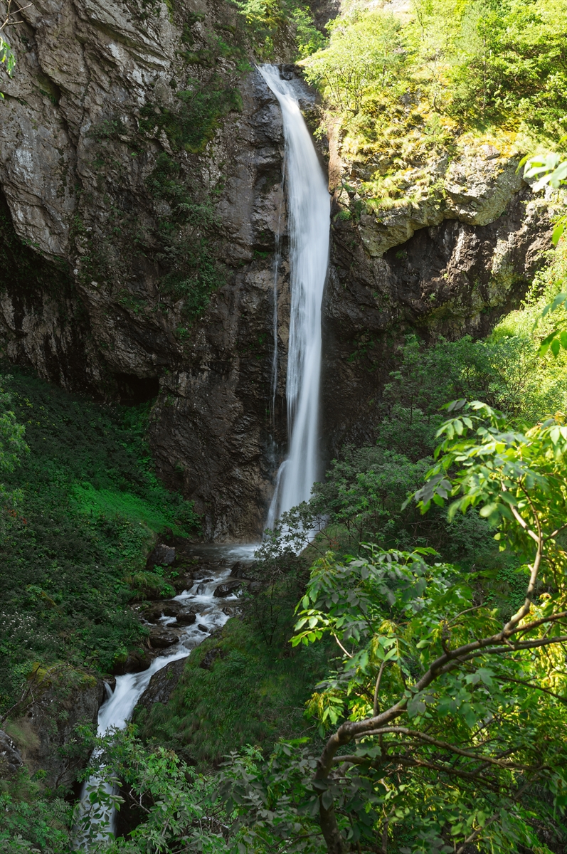 Овчаренски водопад Горица