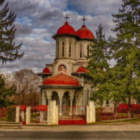 Църква край румънското село Crucea de Piatra