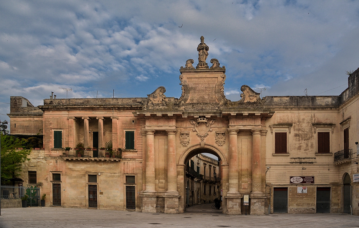 Porta San Biagio, 1774 г., Lecce