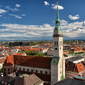 Peterskirche, Munich, 1294 г.