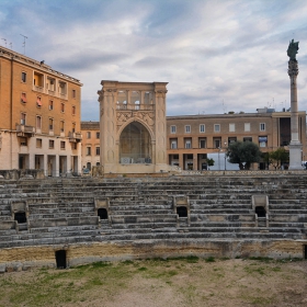 Anfiteatro romano*, Lecce