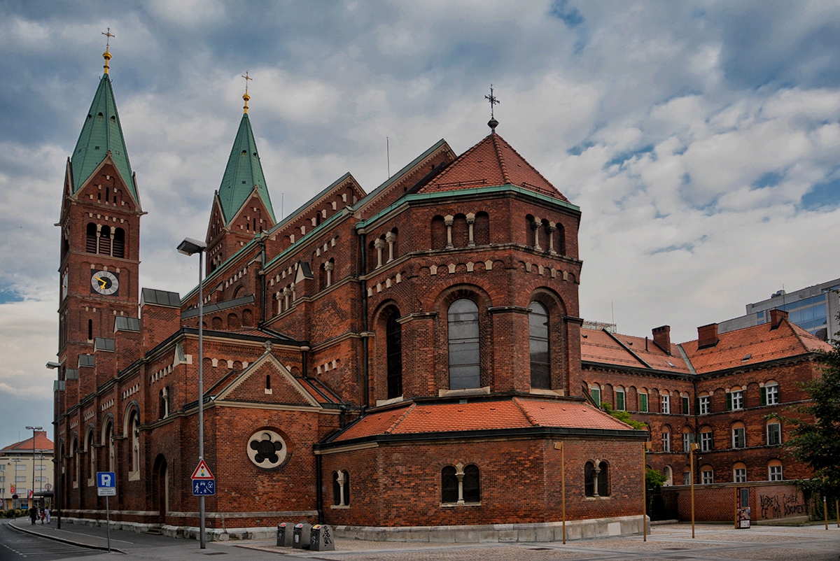 Basilica of Our Mother of Mercy, Maribor