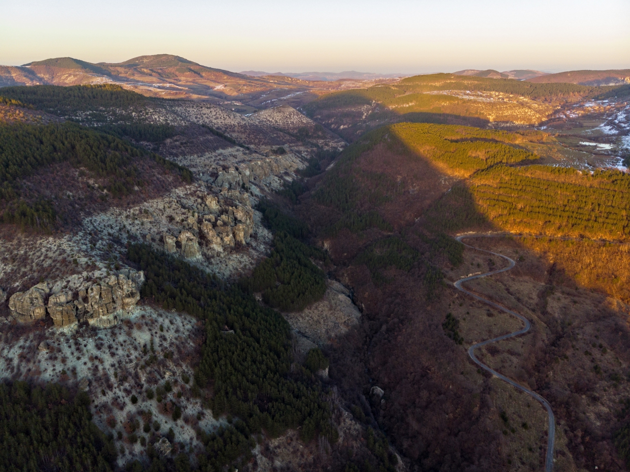 Скалите край село Дъждовница