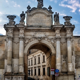 Porta Rudiae, 1703 г., Lecce