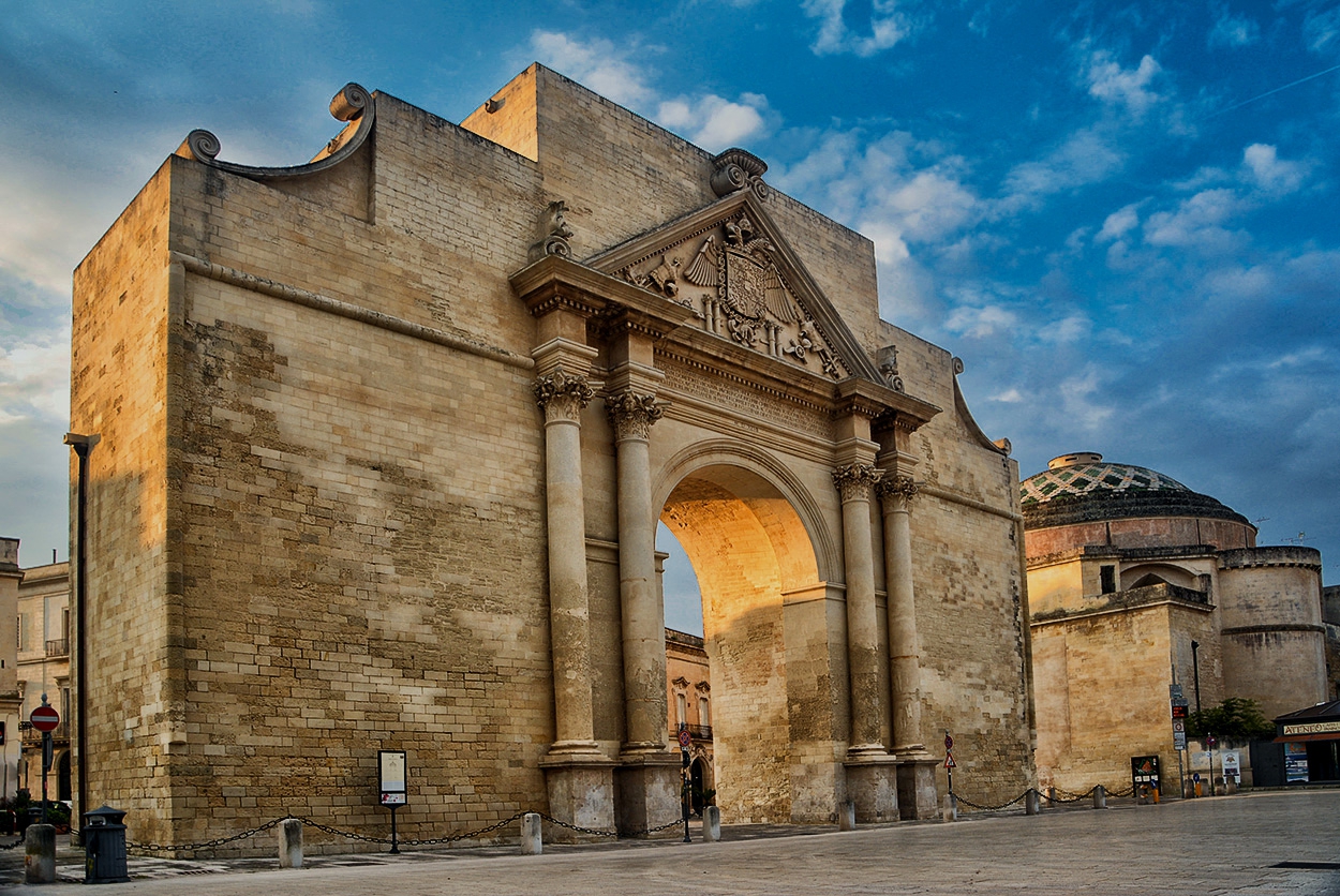 Porta Napoli, 1548 г., Lecce