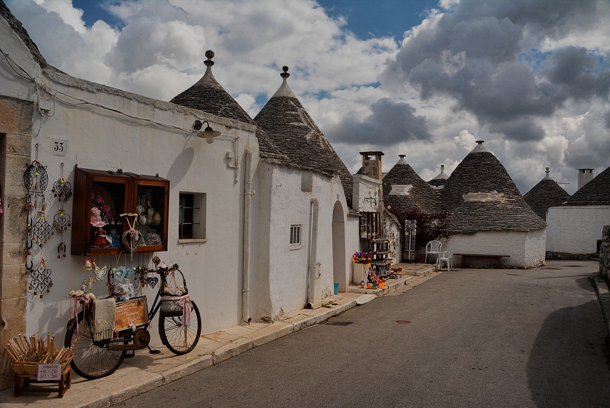 N 33, Alberobello