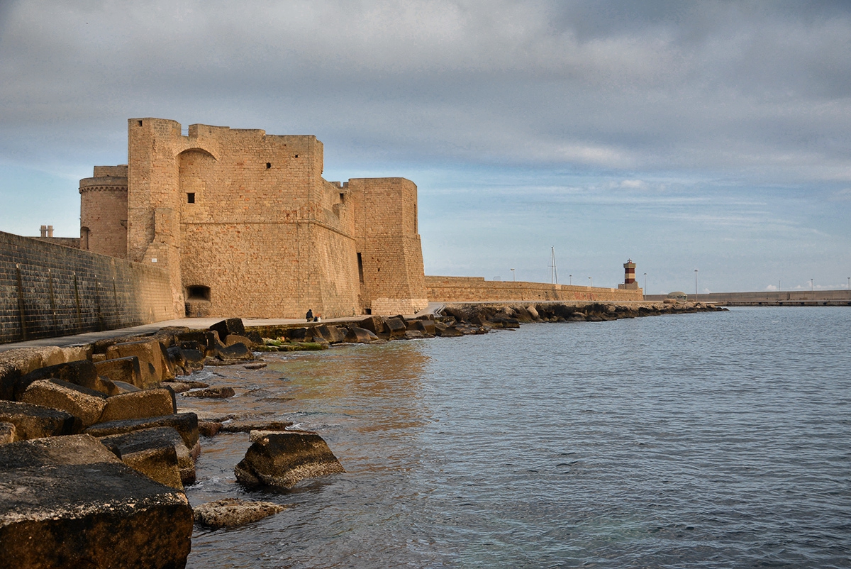 Castle of Carlo V, Monopoli
