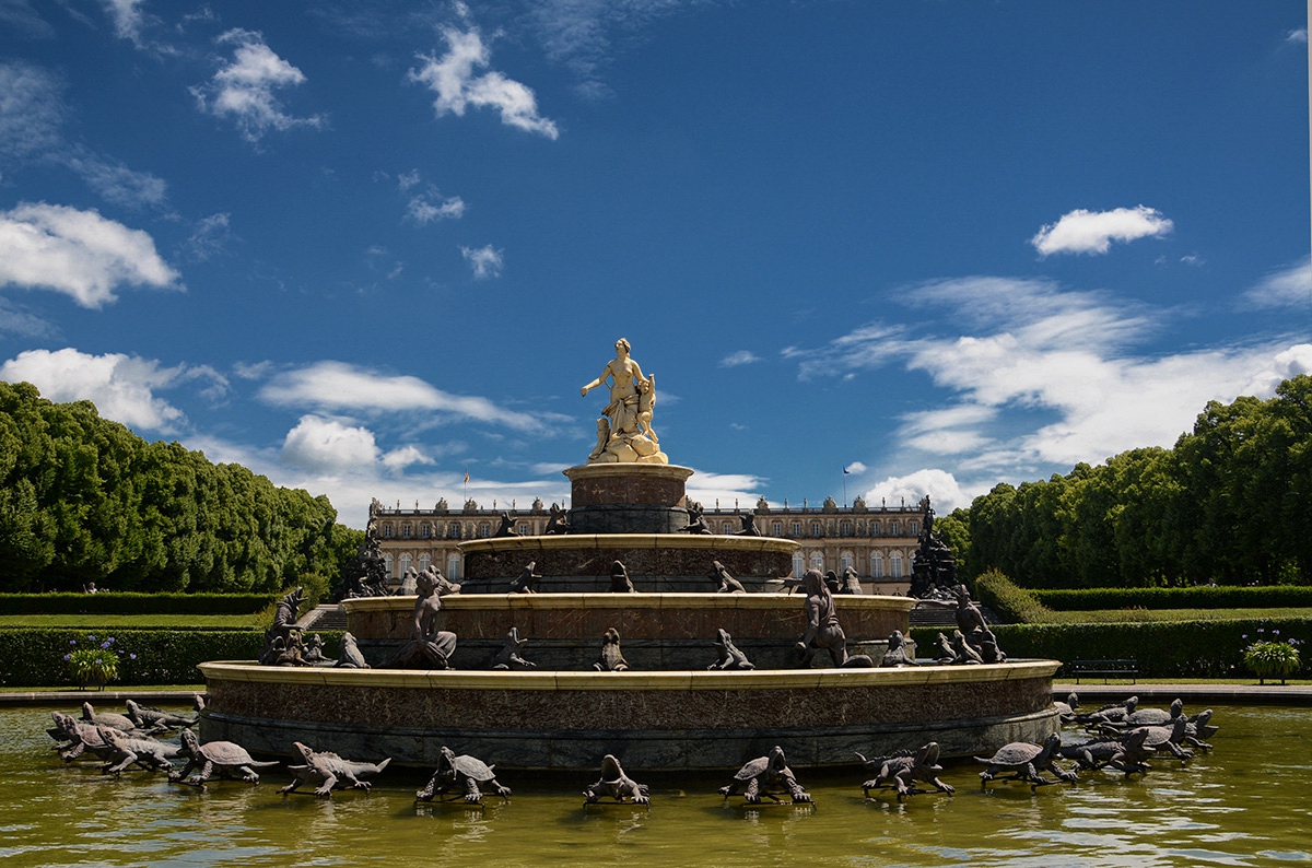 Latona-Brunnen, 1883 г.