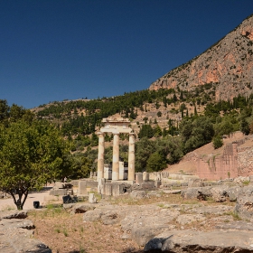 The Sanctuary of Athena Pronaia, 4 в.пр.н.е., Delphi