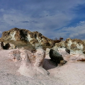 Каменните гъби, край с. Бели пласт