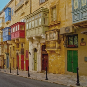 Valetta - Maltese balconies