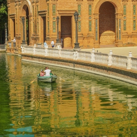 Sevilla - Plaza de Espana - Viaje en barco