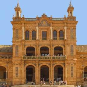 Sevilla - Plaza de Espania -  Edificio de estilo barroco