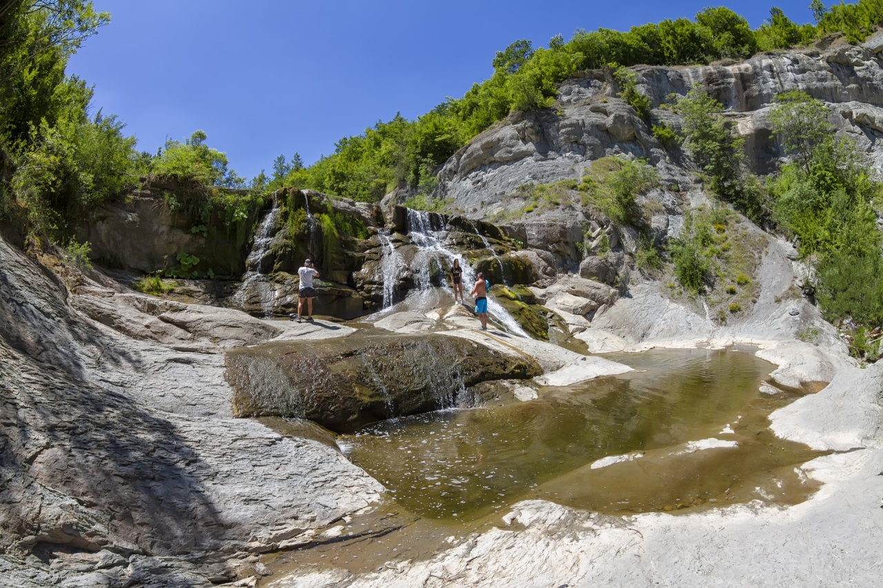 Христовски водопад  Елена